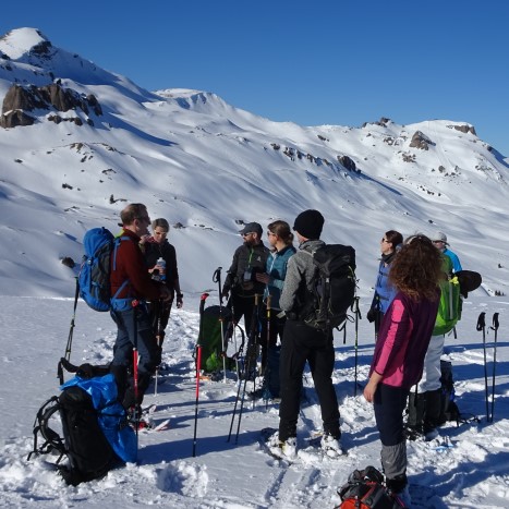 Gemütliche Rast vor dem Aufstieg