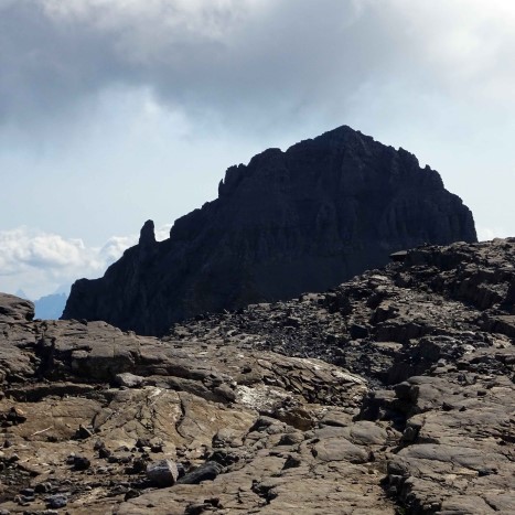 Auf dem Weg zum Uri Rotstock durch eine vielfältige Landschaft