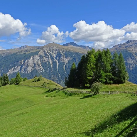 Stille Landschaft im Schamserberg